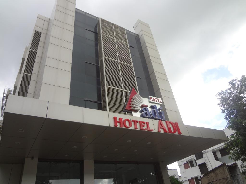 Hotel Adi Nagpur Eksteriør bilde