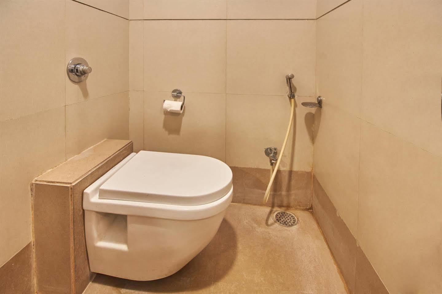Hotel Adi Nagpur Eksteriør bilde